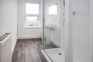 Photo 27- click for photo gallery